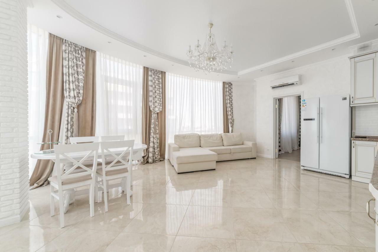 Vip Level Sea View Apartment Odesa Exterior foto